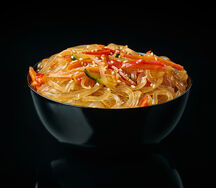 Лапша стеклянная с овощами