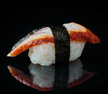 Нигири Угорь копченый