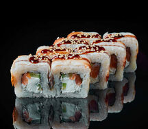 Ролл Дракон лосось копченый