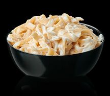 Лапша в сливочном соусе