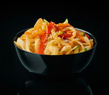 Лапша пшеничная с овощами