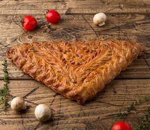 Пирог с картофелем и свежими грибами
