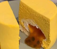 Пирожное Манго-маракуйя