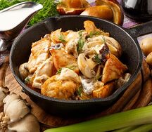 Жаркое из курицы с грибами