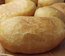 Пирожок с картошкой жареный