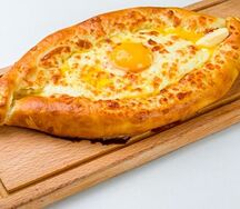 Хачапури по-аджарски