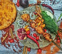 Шашлык из филе бедра курицы