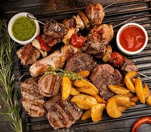 Ассорти из шашлыков