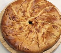 Пирог с сыром и зеленью