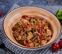 Wok со свининой по-тайски