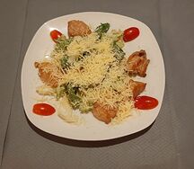 Цезарь с курицей
