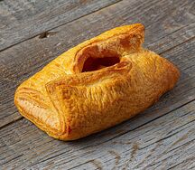 Твист с яблоком, изюмом и орехами