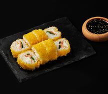 Спринг ролл с лососем