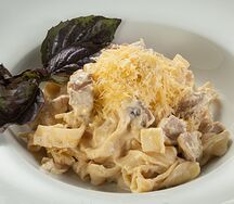 Папарделле с курицей