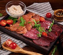 Ассорти вяленого мяса