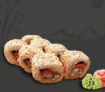 Ролл Калифорния в кунжуте