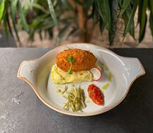 Котлета Пожарская с картофельным пюре