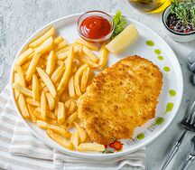 Куриный шницель с картофелем фри