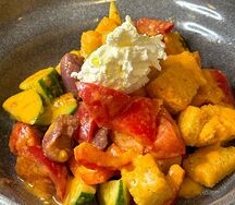 Овощная панцанелла с брынзой 