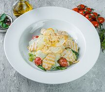 Цезарь с курицей