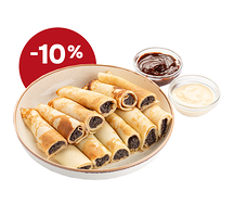 Большая порция блинчиков с маком