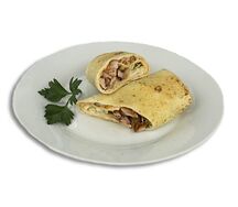 Шаурма с курицей на углях