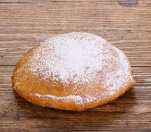 Пончик с шоколадом