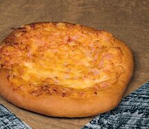 Лепешка с ветчиной и сыром