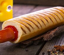 Французский хот-дог с колбаской чоризо (острая)