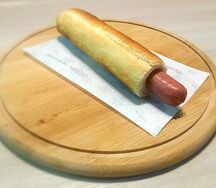 Французский хот-дог с куриной сосиской