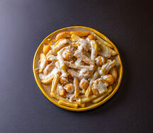 Картофель по-канадски с моцареллой