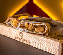 Шаверма с курицей Греческая сувлаки