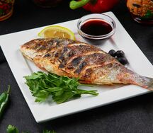 Дорадо на мангале