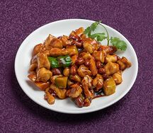 Курица Гунбао в томатном соусе