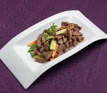 Л009 Салат из куриных желудочков и сердечек в соевом соусе