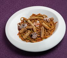 Лапша жареная с морепродуктами