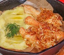 Жареный судак с картофельным пюре