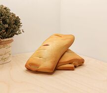 Постный пирожок с вишней