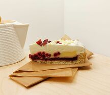 Брусничный торт