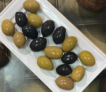 Греческие маслины и оливки Гигант