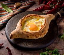 Хачапури по-аджарски классическое