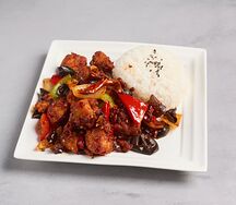 Курица с древесными грибами