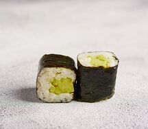 Маки с авокадо