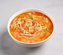 Суп-лапша с помидором и яйцом