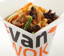 Удон с куриной грудкой и шиитаке