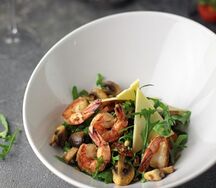 Руккола с креветками 