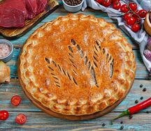 Осетинский пирог с мясом и помидорами