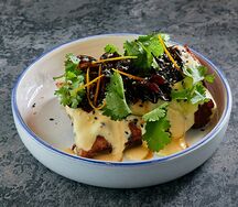 Свиные рёбра с древесными грибами и цитрусовым соусом