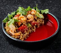 Калифорнийский с киноа, авокадо и креветками