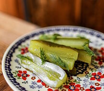 Соленые огурцы